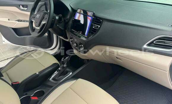 Mua Đã sử dụng Hyundai Accent Xe ô tô Mua Đã sử dụng Hyundai Accent Xe ô tô