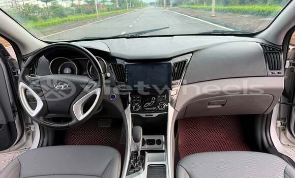 Mua Đã sử dụng Hyundai Sonata Xe ô tô Mua Đã sử dụng Hyundai Sonata Xe ô tô