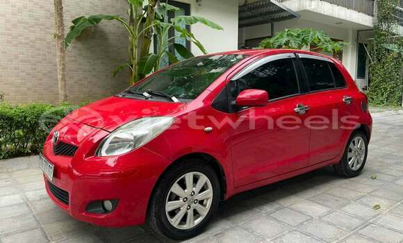 Mua Đã sử dụng Toyota Yaris Xe ô tô Mua Đã sử dụng Toyota Yaris Xe ô tô