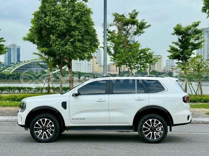 Big with watermark ford everest hanoi can tho 48429