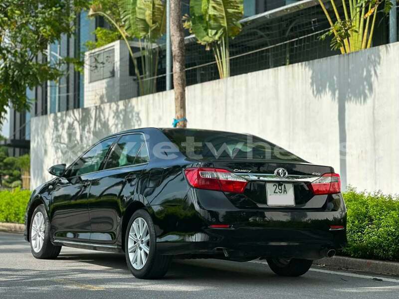 Big with watermark toyota camry none cao bang 48437