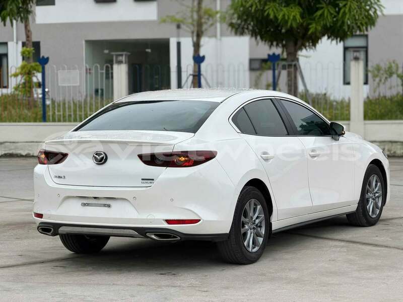 Big with watermark mazda 3 hanoi can tho 48441