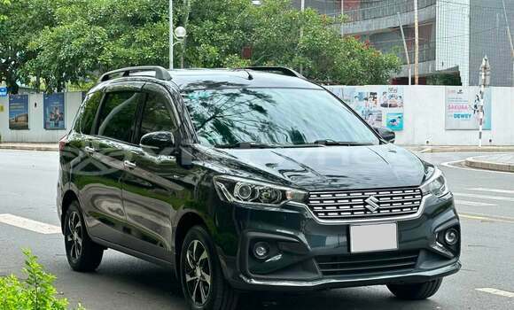 Mua Đã sử dụng Suzuki Ertiga Xe ô tô Mua Đã sử dụng Suzuki Ertiga Xe ô tô