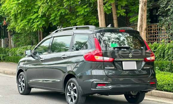 Mua Đã sử dụng Suzuki Ertiga Xe ô tô Mua Đã sử dụng Suzuki Ertiga Xe ô tô