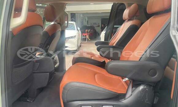 Mua Đã sử dụng KIA Carnival Xe ô tô Mua Đã sử dụng KIA Carnival Xe ô tô