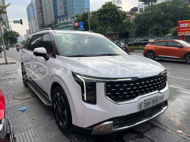 Big with watermark kia carnival hanoi can tho 48491