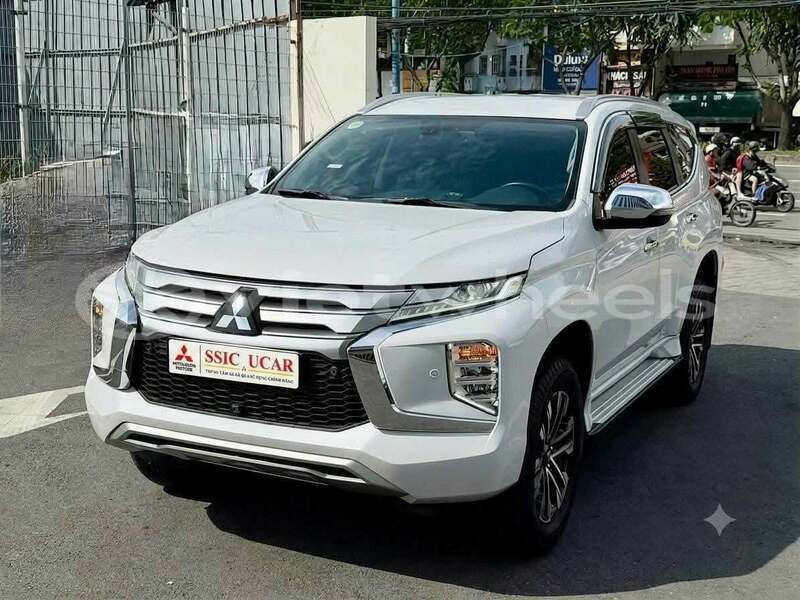 Big with watermark mitsubishi pajero none cao bang 48492