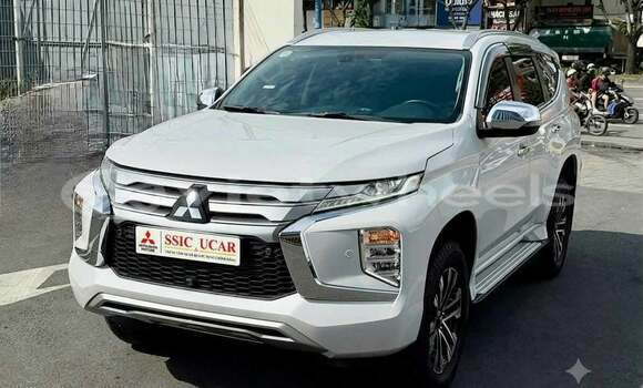 Buy Used Mitsubishi Pajero Car Buy Used Mitsubishi Pajero Car