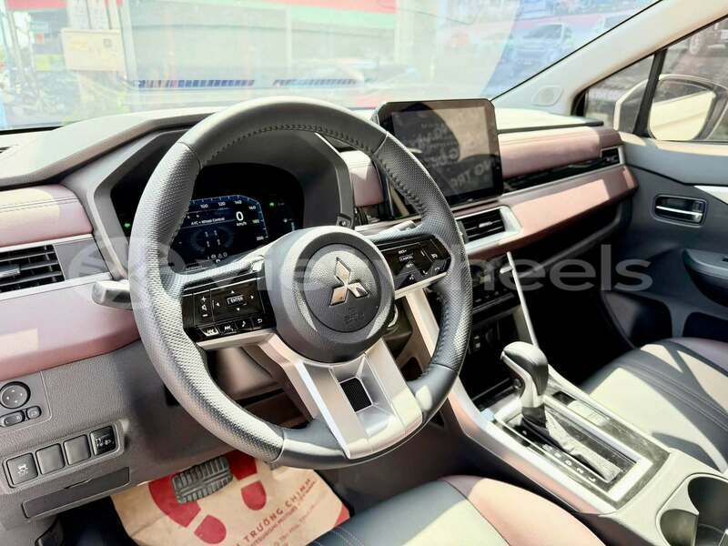 Big with watermark mitsubishi xpander none cao bang 48496