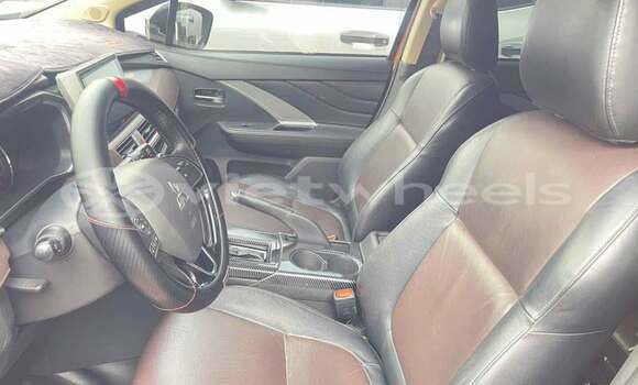 Buy Used Mitsubishi Xpander Car Buy Used Mitsubishi Xpander Car