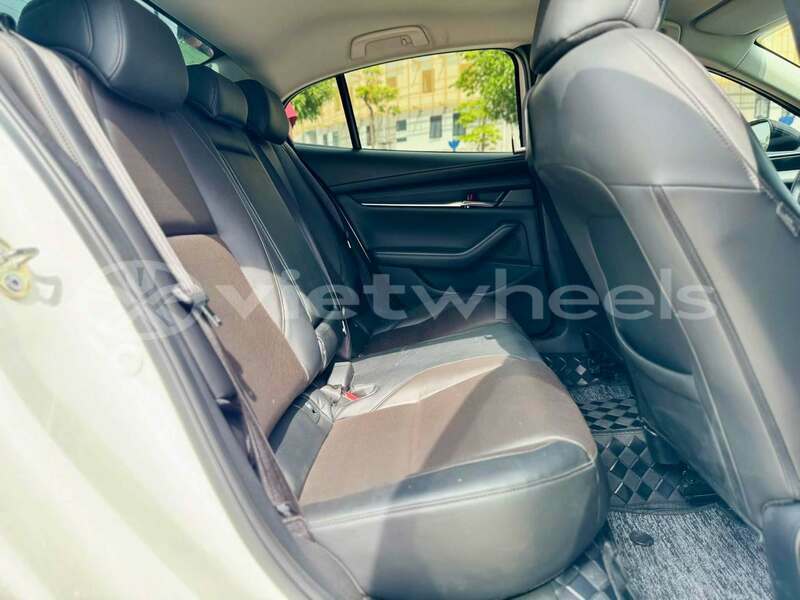 Big with watermark mazda 3 none cao bang 48532
