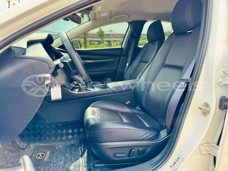Big with watermark mazda 3 none cao bang 48532