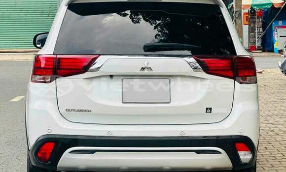 Mua Đã sử dụng Mitsubishi Outlander Xe ô tô Mua Đã sử dụng Mitsubishi Outlander Xe ô tô