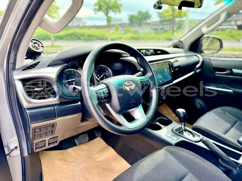 Big with watermark toyota hilux none cao bang 48543