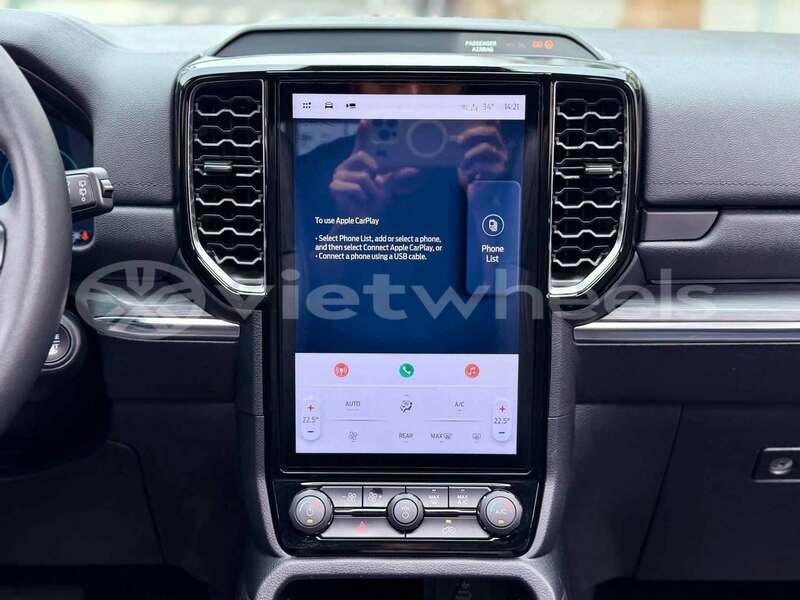 Big with watermark ford everest none cao bang 48572