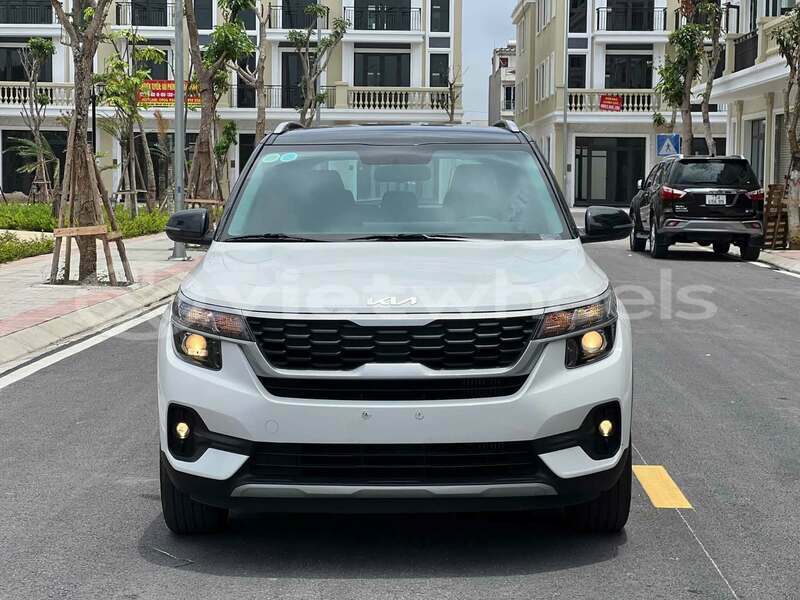 Big with watermark kia seltos none cao bang 48578