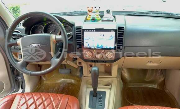 Mua Đã sử dụng Ford Everest Xe ô tô Mua Đã sử dụng Ford Everest Xe ô tô
