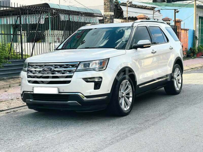 Big with watermark ford explorer hanoi can tho 48586
