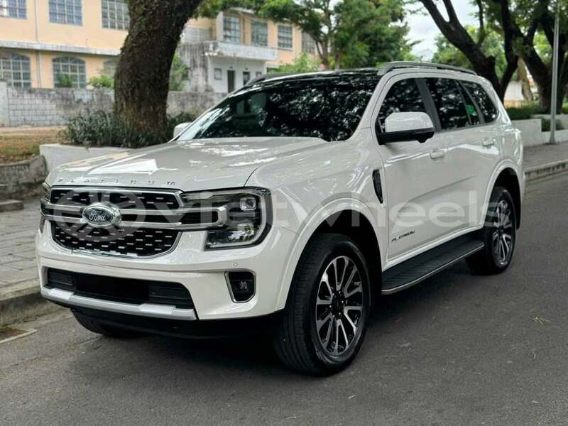 Big with watermark ford everest none bac ninh 48595