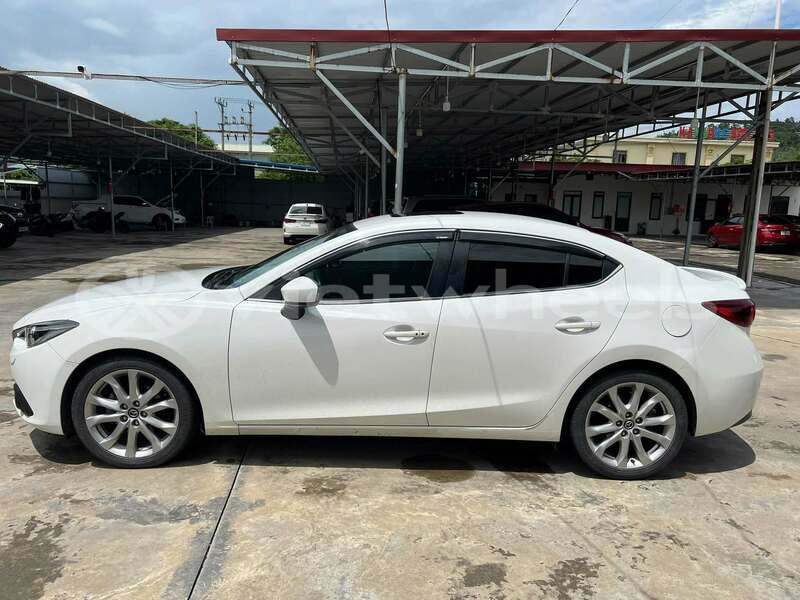Big with watermark mazda 3 hanoi gia lai 48613
