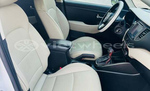 Mua Đã sử dụng KIA Rondo Xe ô tô Mua Đã sử dụng KIA Rondo Xe ô tô