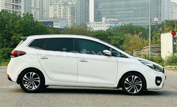 Mua Đã sử dụng KIA Rondo Xe ô tô Mua Đã sử dụng KIA Rondo Xe ô tô