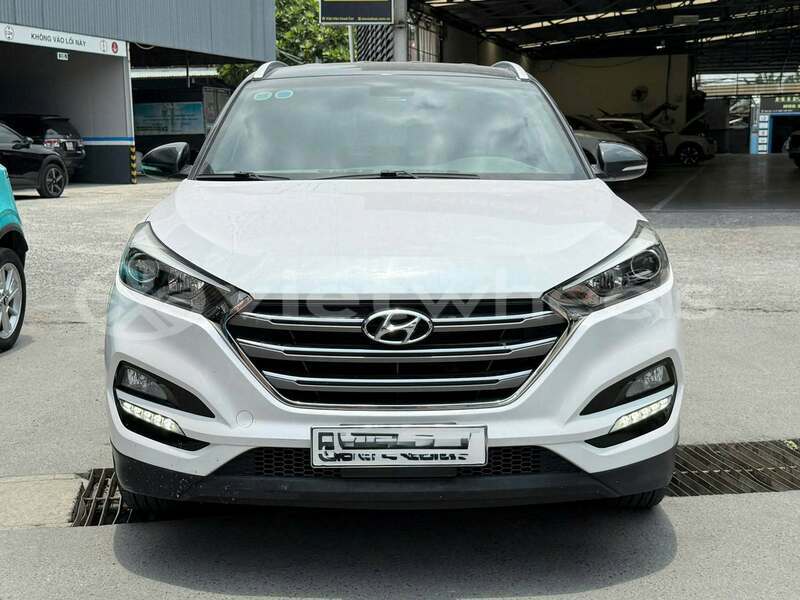 Big with watermark hyundai tucson hanoi hue 48635