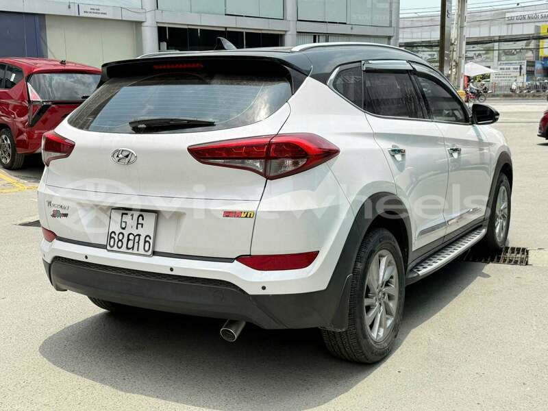 Big with watermark hyundai tucson hanoi hue 48635