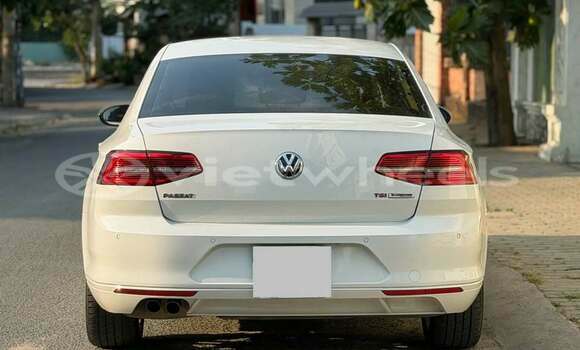 Mua Đã sử dụng Volkswagen Polo Xe ô tô Mua Đã sử dụng Volkswagen Polo Xe ô tô