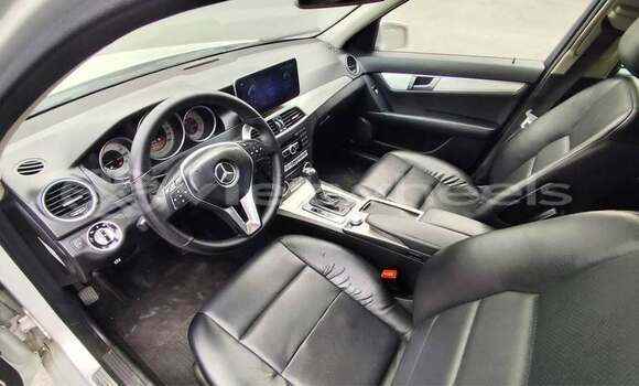 Mua Đã sử dụng Mercedes-benz C-class Xe ô tô Mua Đã sử dụng Mercedes-benz C-class Xe ô tô