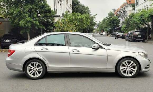 Mua Đã sử dụng Mercedes-benz C-class Xe ô tô Mua Đã sử dụng Mercedes-benz C-class Xe ô tô