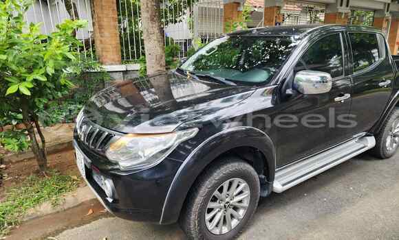 Mua Đã sử dụng Mitsubishi Triton Xe ô tô