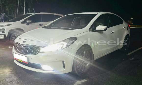 Mua Đã sử dụng KIA CERATO Xe ô tô Mua Đã sử dụng KIA CERATO Xe ô tô
