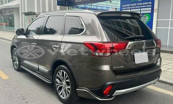Mua Đã sử dụng Mitsubishi Outlander Xe ô tô Mua Đã sử dụng Mitsubishi Outlander Xe ô tô