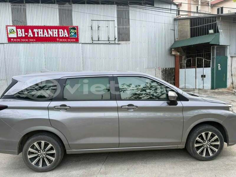 Big with watermark toyota avanza none cao bang 48706