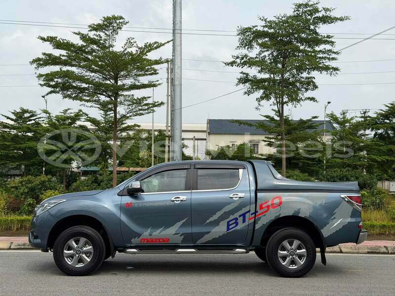 Big with watermark mazda bt 50 none cao bang 48710