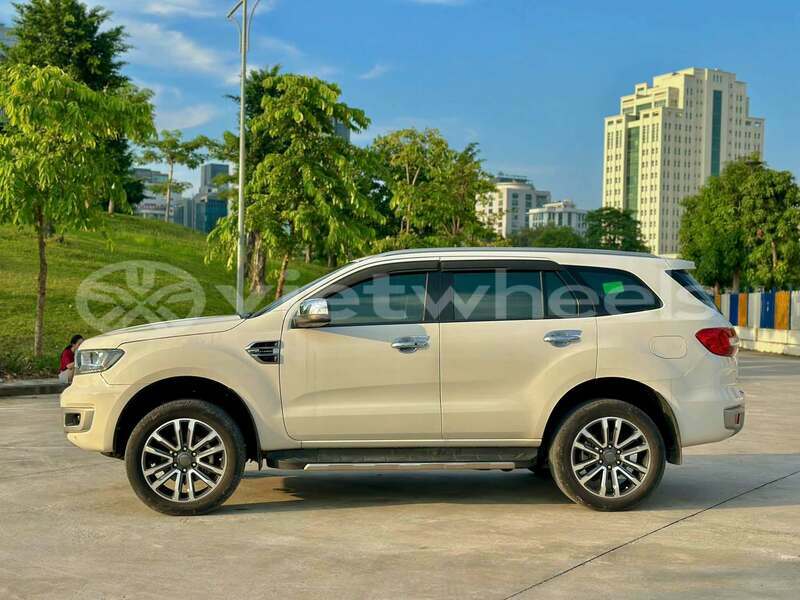 Big with watermark ford everest none lai chau 48711