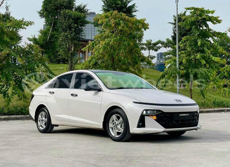 Big with watermark hyundai accent none cao bang 48713