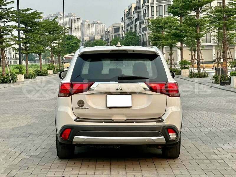Big with watermark mitsubishi outlander hanoi gia lai 48717