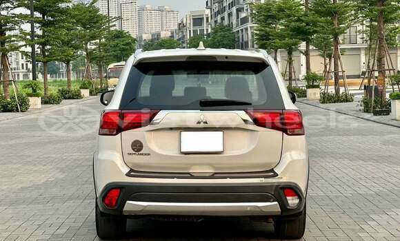 Mua Đã sử dụng Mitsubishi Outlander Xe ô tô Mua Đã sử dụng Mitsubishi Outlander Xe ô tô