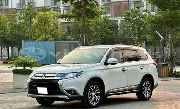 Mua Đã sử dụng Mitsubishi Outlander Xe ô tô Mua Đã sử dụng Mitsubishi Outlander Xe ô tô
