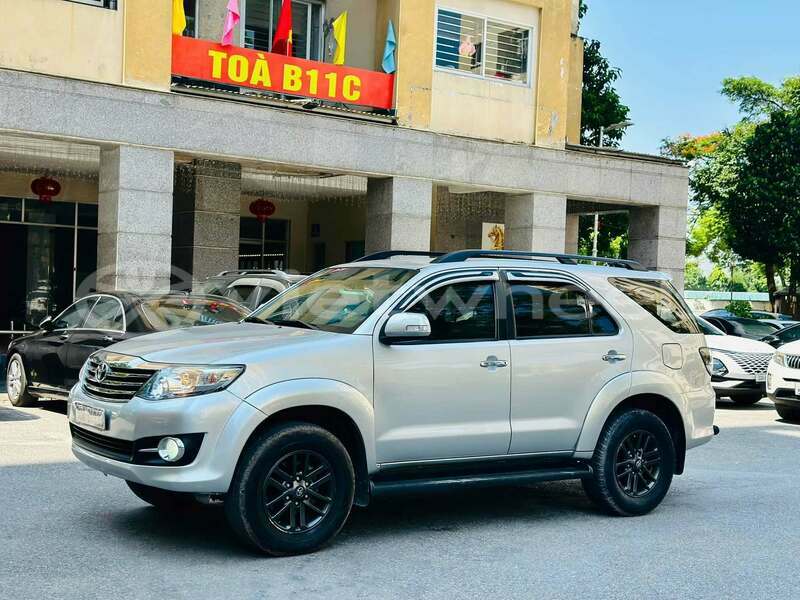 Big with watermark toyota fortuner none cao bang 48723