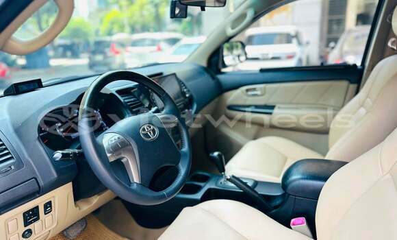 Mua Đã sử dụng Toyota Fortuner Xe ô tô Mua Đã sử dụng Toyota Fortuner Xe ô tô
