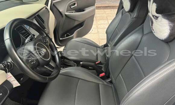 Mua Đã sử dụng KIA Rondo Xe ô tô Mua Đã sử dụng KIA Rondo Xe ô tô