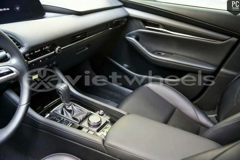 Big with watermark mazda 3 hanoi an giang 48774