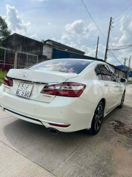 Big with watermark honda accord none cao bang 48798