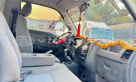 Mua Đã sử dụng Nissan Terra Xe ô tô Mua Đã sử dụng Nissan Terra Xe ô tô