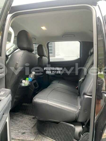 Big with watermark ford ranger hanoi hung yen 48823