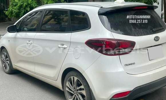Buy Used KIA Rondo Car Buy Used KIA Rondo Car