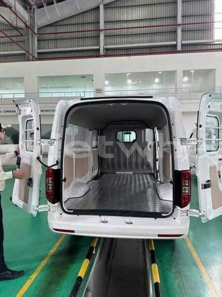 Big with watermark toyota avanza at hanoi vinh long 48847